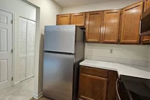 7705 Lexton Pl, Springfield, VA 22152 - Photo 8