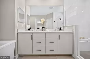 14429 Beckett Glen Cir, Chantilly, VA 20151 - Photo 32