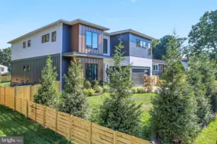 7421 Magarity Rd, Falls Church, VA 22043 - Photo 4