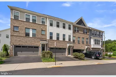 2604 Loganberry Drive, Herndon, VA 20171 - Photo 2