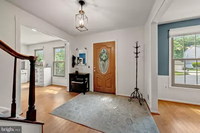 7409 Shady Palm Drive, Springfield, VA 22153 - Photo 4