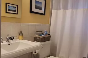 7126 Sanford Ct, Annandale, VA 22003 - Photo 14