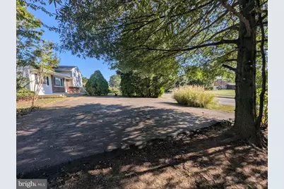 6327 Willowood Lane, Alexandria, VA 22310 - Photo 6