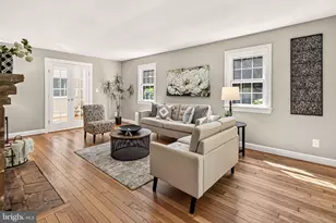 3347 Beechtree Ln, Falls Church, VA 22042 - Photo 4