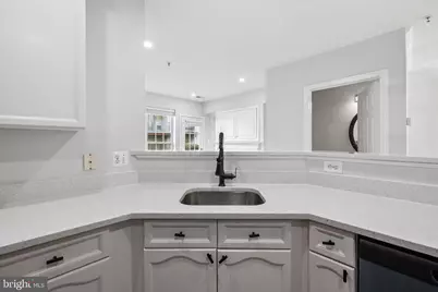 2494 Quick Street #102, Herndon, VA 20171 - Photo 10