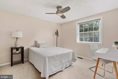 12805 Gatepost Court, Herndon, VA 20171 - Photo 28