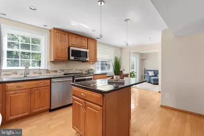 12805 Gatepost Court, Herndon, VA 20171 - Photo 2
