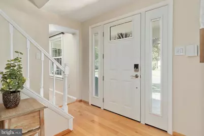 12805 Gatepost Court, Herndon, VA 20171 - Photo 6