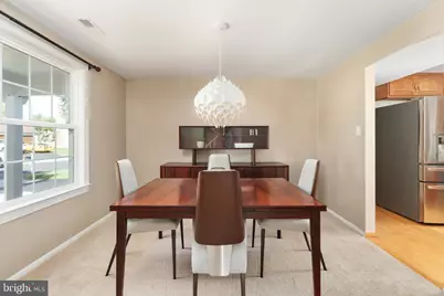 12805 Gatepost Court, Herndon, VA 20171 - Photo 10