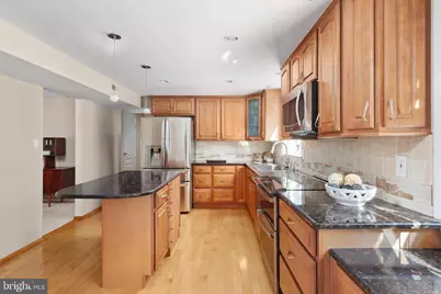 12805 Gatepost Court, Herndon, VA 20171 - Photo 16