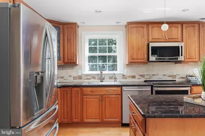 12805 Gatepost Court, Herndon, VA 20171 - Photo 14