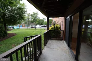 2754 Hollywood Rd, Falls Church, VA 22043 - Photo 14