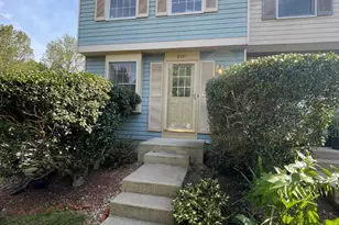 8501 Chippewa Ct, Lorton, VA 22079 - Photo 2