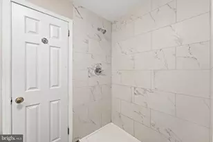 717 Kentland Dr, Great Falls, VA 22066 - Photo 56
