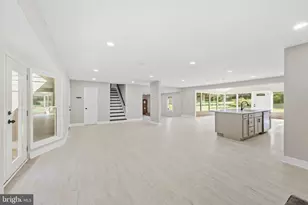 717 Kentland Dr, Great Falls, VA 22066 - Photo 14