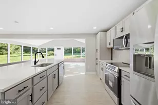717 Kentland Dr, Great Falls, VA 22066 - Photo 22