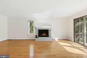 2025 Mock Orange Ct, Reston, VA 20191 - Photo 16