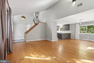 2025 Mock Orange Ct, Reston, VA 20191 - Photo 6