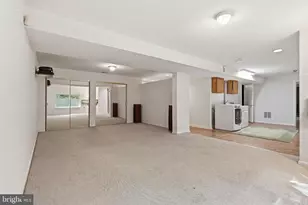2025 Mock Orange Ct, Reston, VA 20191 - Photo 34