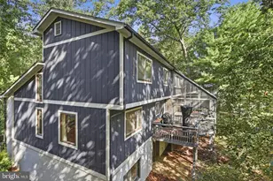 2025 Mock Orange Ct, Reston, VA 20191 - Photo 44