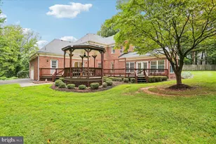 899 Linganore Dr, McLean, VA 22102 - Photo 58