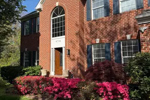 6704 Mossy Bank Ln, Centreville, VA 20121 - Photo 2