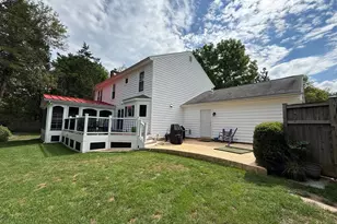 13604 Copper Ridge Dr, Herndon, VA 20171 - Photo 8