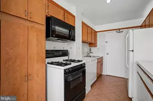 6631 Wakefield Dr, Alexandria, VA 22307 - Photo 24
