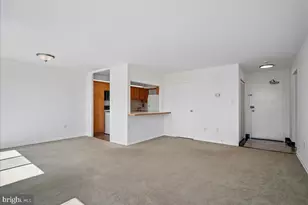 6631 Wakefield Dr, Alexandria, VA 22307 - Photo 6