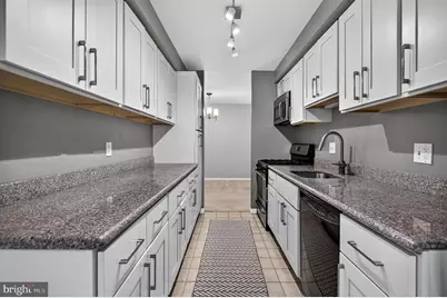 11252 Chestnut Grove Square #248, Reston, VA 20190 - Photo 14