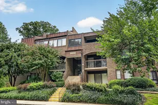 11252 Chestnut Grove Square, Reston, VA 20190 - Photo 1