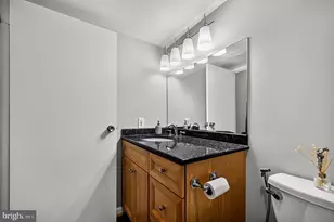 11252 Chestnut Grove Square, Reston, VA 20190 - Photo 42