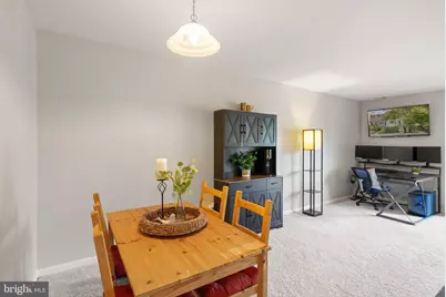 4111 Placid Lake Court W #62E, Chantilly, VA 20151 - Photo 16