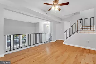 9236 Sand Creek Ct, Burke, VA 22015 - Photo 8