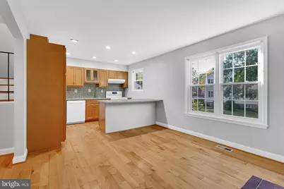 9236 Sand Creek Court, Burke, VA 22015 - Photo 12