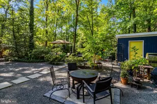 2412 Brentwood Pl, Alexandria, VA 22306 - Photo 36