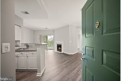 12913 Alton Square #411, Herndon, VA 20170 - Photo 6