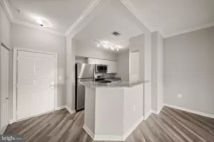 12913 Alton Square, Herndon, VA 20170 - Photo 8