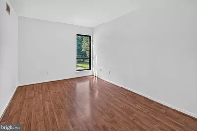 8509-A Barrington Court, Springfield, VA 22152 - Photo 12