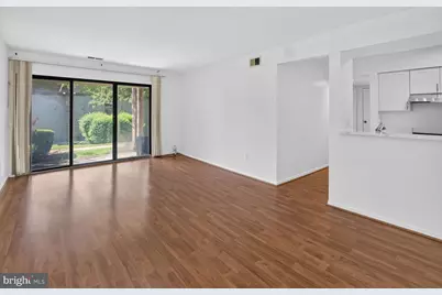 8509-A Barrington Court, Springfield, VA 22152 - Photo 6