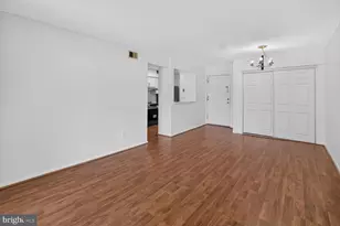 8509-A Barrington Ct, Springfield, VA 22152 - Photo 2