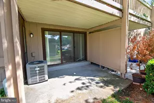 8509-A Barrington Ct, Springfield, VA 22152 - Photo 18