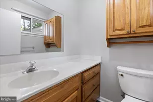 5605 Ventnor Ln, Springfield, VA 22151 - Photo 10