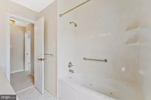 10704 Stanhope Pl, Fairfax, VA 22032 - Photo 98