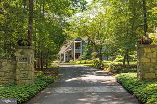 927 Hickory Run Ln, Great Falls, VA 22066 - Photo 16
