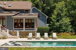 927 Hickory Run Ln, Great Falls, VA 22066 - Photo 8
