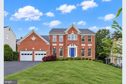 7912 Bracksford Court, Fairfax Station, VA 22039 - Photo 2