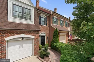 6312 Chaucer View Cir, Alexandria, VA 22304 - Photo 2