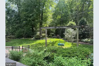304 Chesapeake Drive, Great Falls, VA 22066 - Photo 6