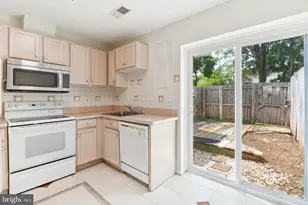 13802 Sauterne Way, Chantilly, VA 20151 - Photo 10